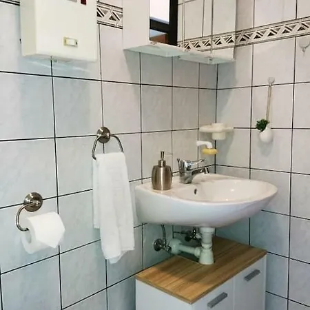 Rosie's Cosy Getaway - The Natural Stress Reliever Apartment *